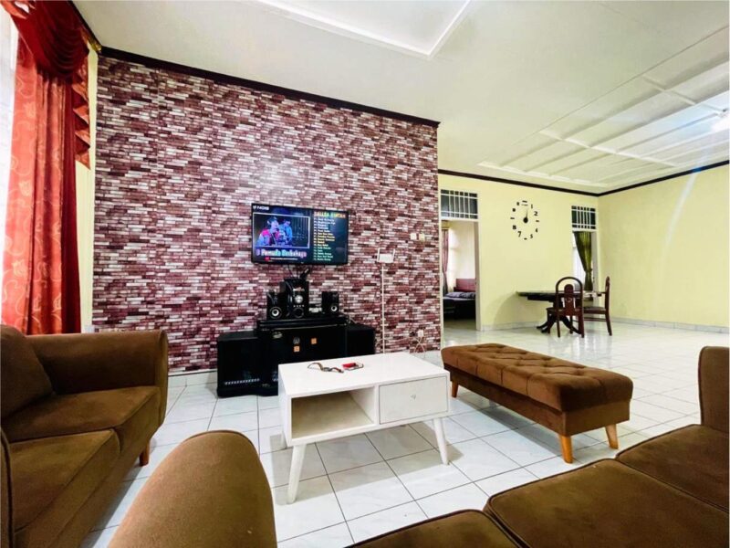 VILLA LOTUS 2 – 4 KAMAR, PRIVATE POOL, KARAOKE, BILLIARD & BBQ