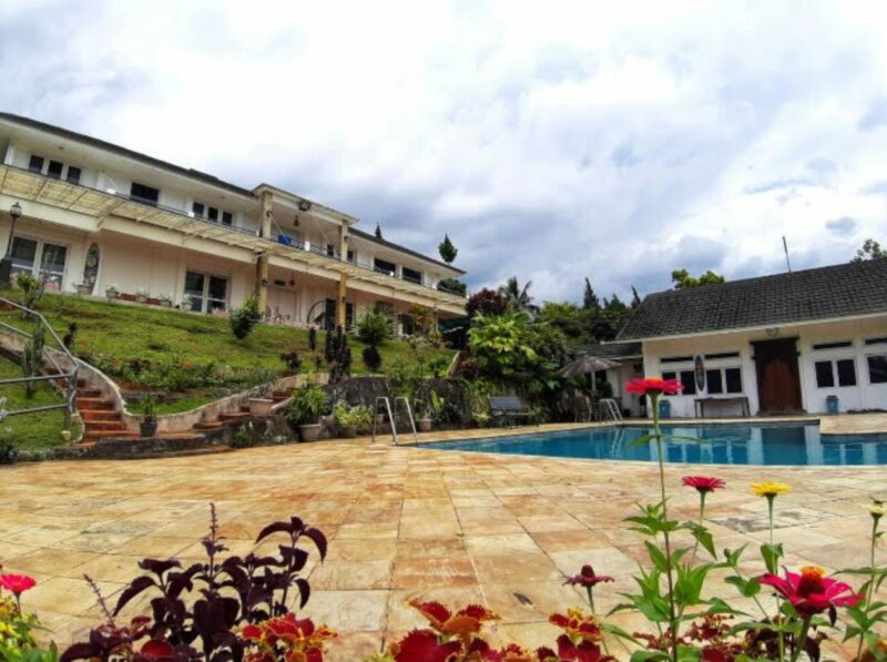 VILLA ADS – TEMPAT IDEAL UNTUK ROMBONGAN BESAR HINGGA 100 ORANG!