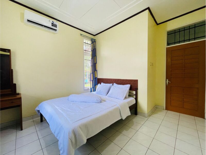 VILLA LOTUS 2 – 4 KAMAR, PRIVATE POOL, KARAOKE, BILLIARD & BBQ
