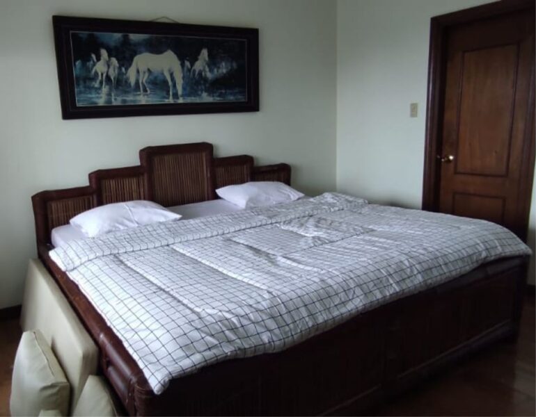 LIBURAN RAMAI-RAMAI? VILLA BELLA 30 ORANG + PRIVATE POOL + KARAOKE