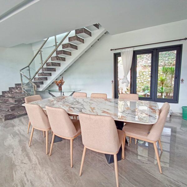 SEWA VILLA CLB 88 – VILLA PRIVATE UNTUK KELUARGA BESAR & ROMBONGAN