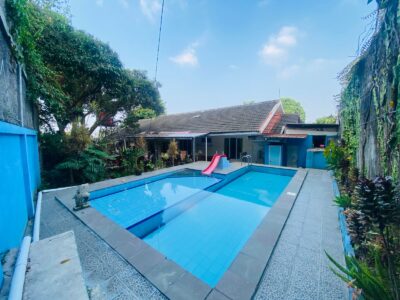 Sewa Villa Cimacan 1 – 4 Kamar & Kolam Renang