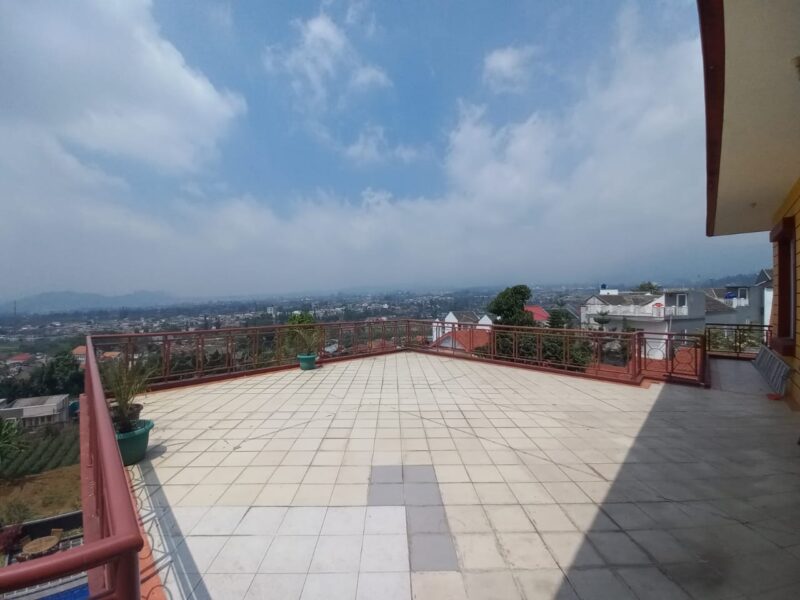 DISEWAKAN – VILLA ALFATIH PUNCAK CIPANAS