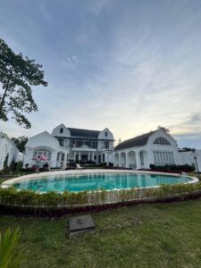 Disewakan Villa CSR 1 Puncak Cipanas, Kapasitas 35 Orang