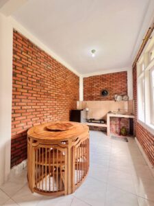 DISEWAKAN VILLA MEWAH – VIEW GUNUNG GEDE & GUNUNG PANGRANGO