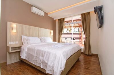 Sewa Villa WHB - Kapasitas 30 Orang